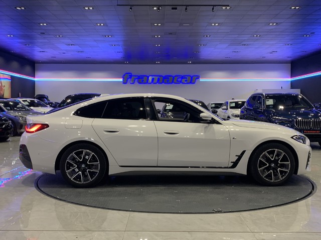 BMW i4 eDrive40 250 kW (340 CV)