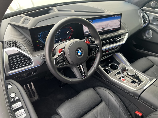 BMW XM 4.4 PHEV 480 kW (653 CV)