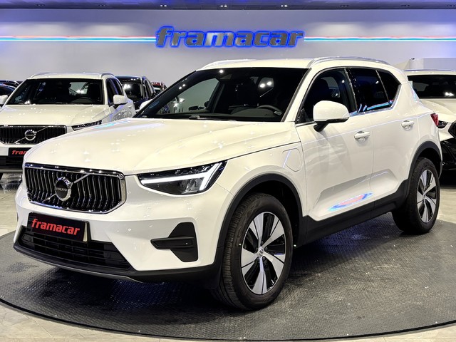 Volvo XC40 T4 PHEV Recharge Core Auto 155 kW (211 CV)