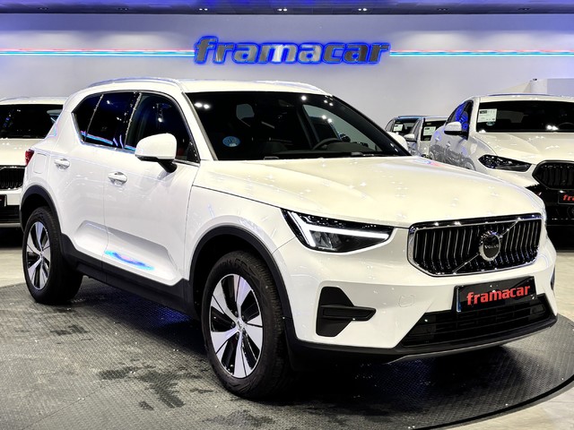 Volvo XC40 T4 PHEV Recharge Core Auto 155 kW (211 CV)