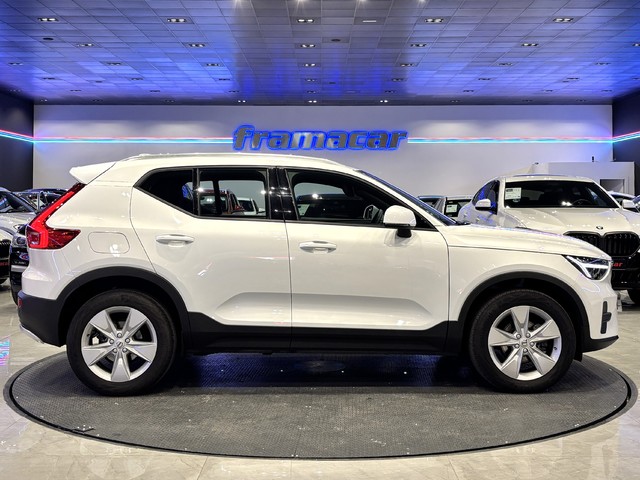 Volvo XC40 T2 Core Auto 95 kW (129 CV)