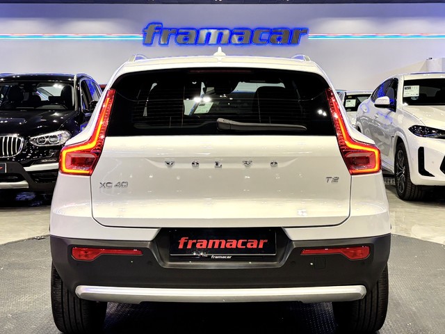 Volvo XC40 T2 Core Auto 95 kW (129 CV)