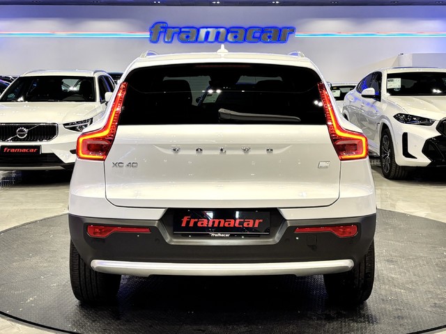 Volvo XC40 T4 PHEV Recharge Core Auto 155 kW (211 CV)