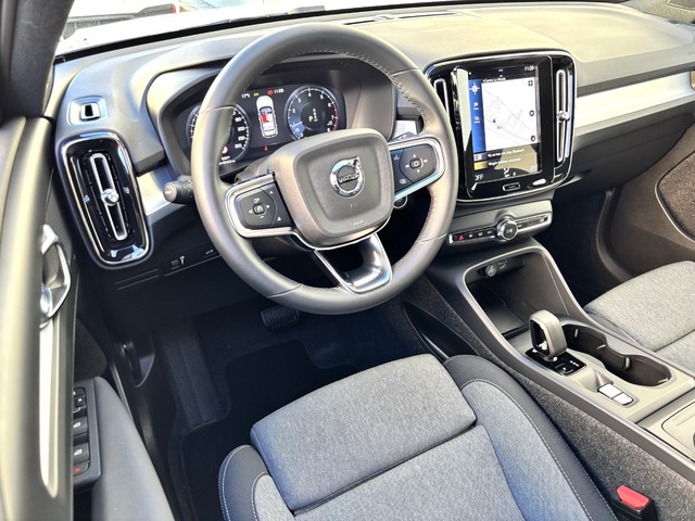 Volvo XC40 T2 Core Auto 95 kW (129 CV)