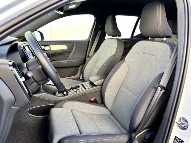 Volvo XC40 T2 Core Auto 95 kW (129 CV)