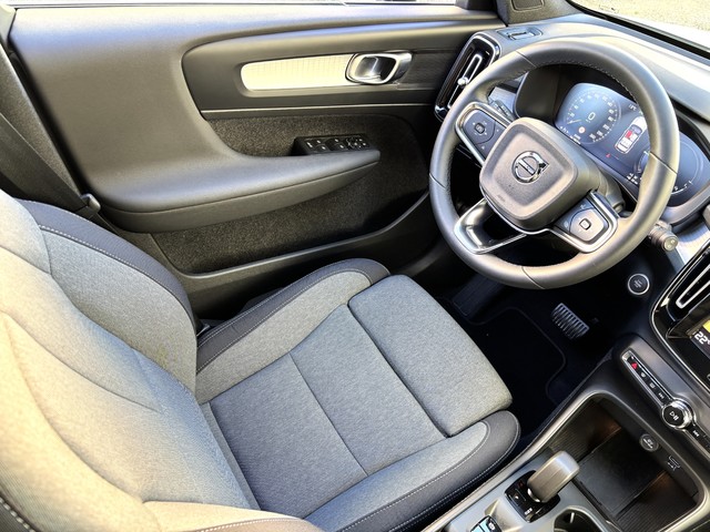 Volvo XC40 T4 PHEV Recharge Core Auto 155 kW (211 CV)