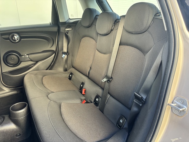 MINI 5 Puertas Cooper 100 kW (136 CV)