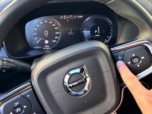 Volvo XC40 T4 PHEV Recharge Core Auto 155 kW (211 CV)