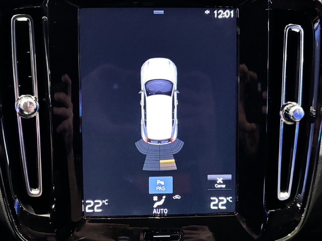 Volvo XC40 T4 PHEV Recharge Core Auto 155 kW (211 CV)