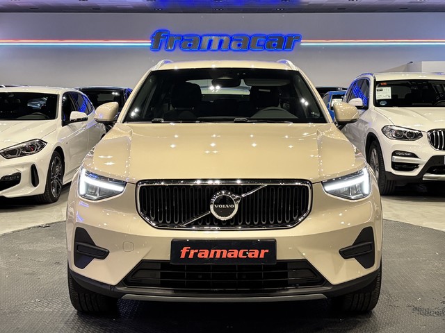 Volvo XC40 B3 G Core Auto 120 kW (163 CV)