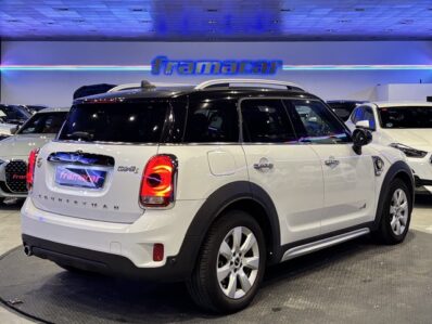 MINI Countryman Cooper S E ALL4 165 kW (224 CV)