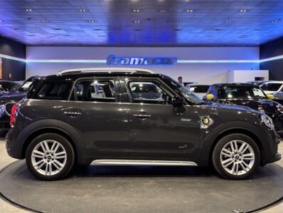 MINI Countryman Cooper S E ALL4 165 kW (224 CV)